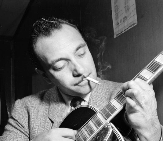 A História de Django Reinhardt e o Jazz Manouche django-Reinhardt