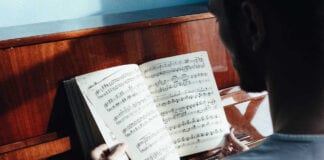 capa-do-artigo-aprender-a-ler-partituras-de-piano